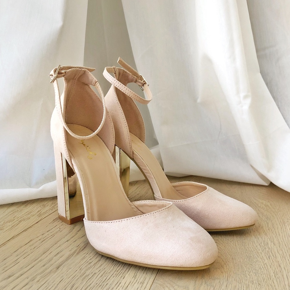 Mary Jane pumps w/ ankle strap + gold heel